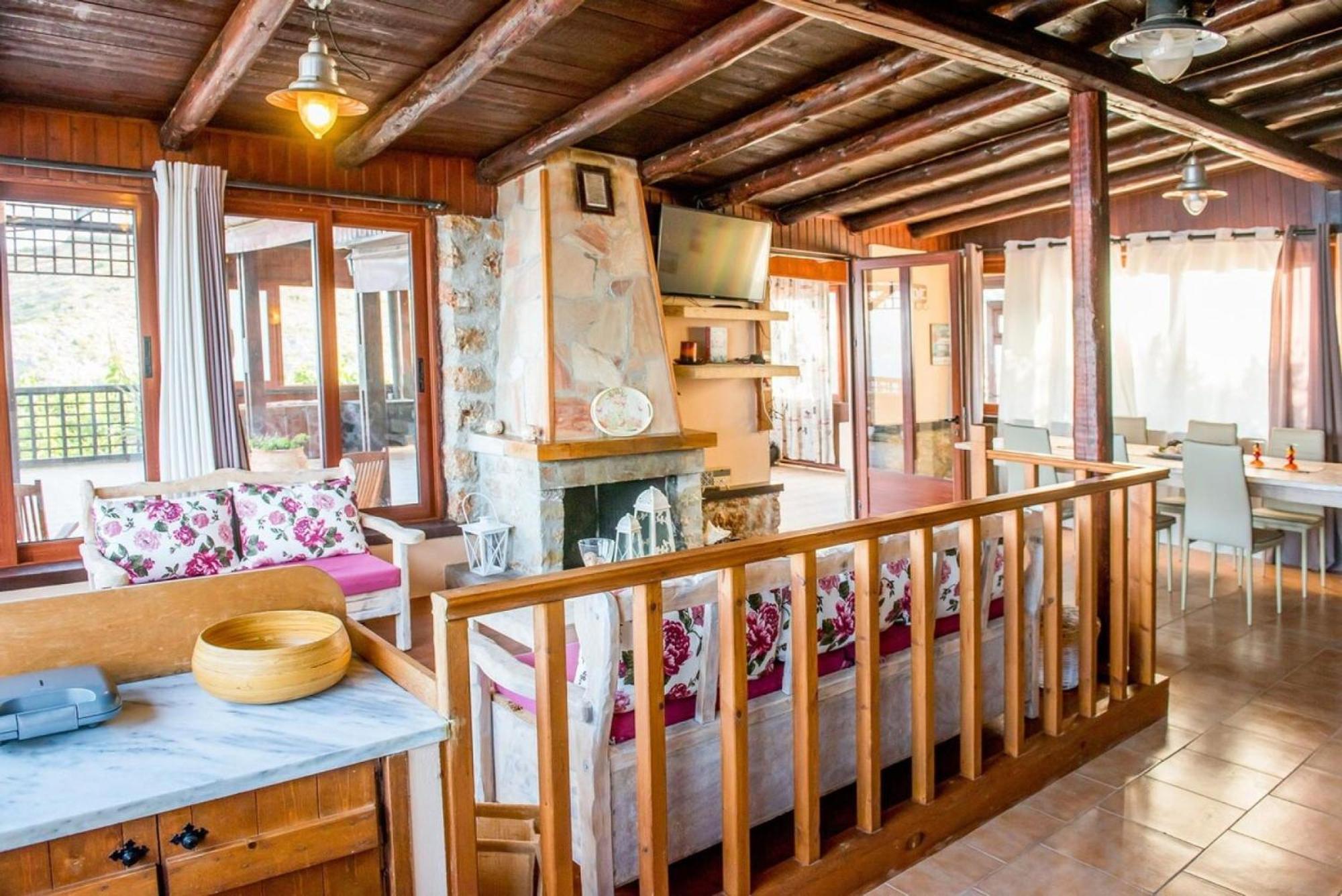 Villa Akrolithos With Private Pool La Canea Exterior foto